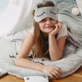 sleepover_szary-zajac.png
