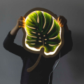 UNKY - LAMPKA MONSTERA.png