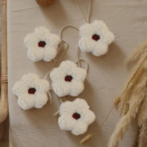 GIRLANDA DAISY ECRU - MALOMI KIDS