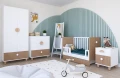 Komoda Loft w aranżacji pokoju niemowlaka