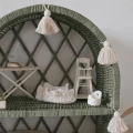 Etażerka boho do pokoju dziecka wykonana z naturalnej wikliny