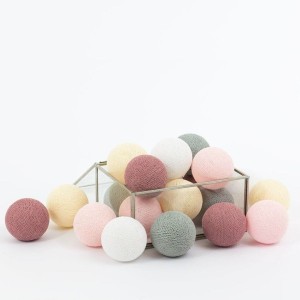 Girlanda świetlna Cotton Balls Pink Dream – Wybierz liczbę kul