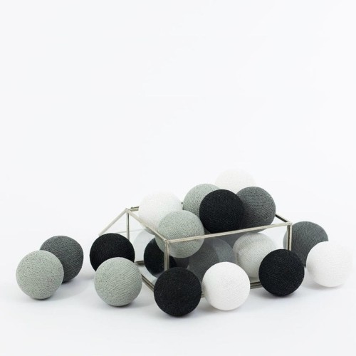 COTTON-BALLS-GRANITOWE.jpg