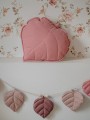 linen-leaf-pendant-garland-pink-decoration-child-room-teepee-tent-(4).jpg