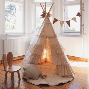 Namiot tipi z falbanami shabby chic do pokoju dziecka – Moi Mili
