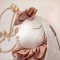 love me decoration królik na ścianę z pudrowymi kwiatami