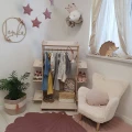 cream-bear-on-the-wall