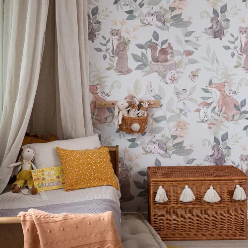 wallpaper with forest animals