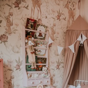 MALUMI - WALLPAPER WOODLAND GIRLS BEIGE