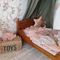 linen stork child room