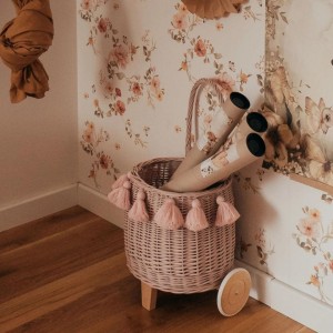LITTLE DREAMS - WICKER BASKET ON WHEELS DIRTY PINK