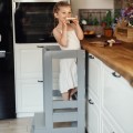 meowbaby szary kitchen helper z tablicą kredową