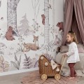 mural forest girls