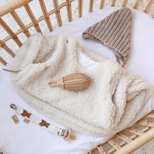 BABYLY - ŚPIWOREK NIEMOWLĘCY TEDDY KREM 1,5 TOG