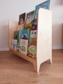 drewniana biblioteczka montessori