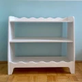 regal bialy na zabawki montessori