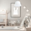 biała lampa sufitowa do pokoju dziecka