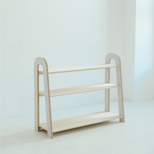 wide shelf for childs room