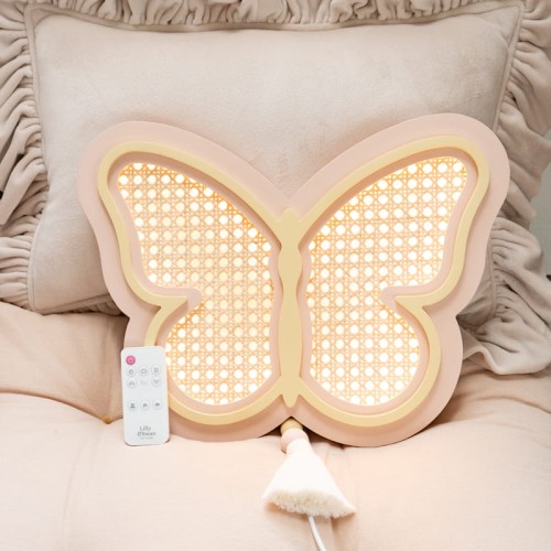 Lampa motyl 1 Lilly and Swan.jpg