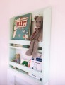 drewniana biblioteczka wisząca